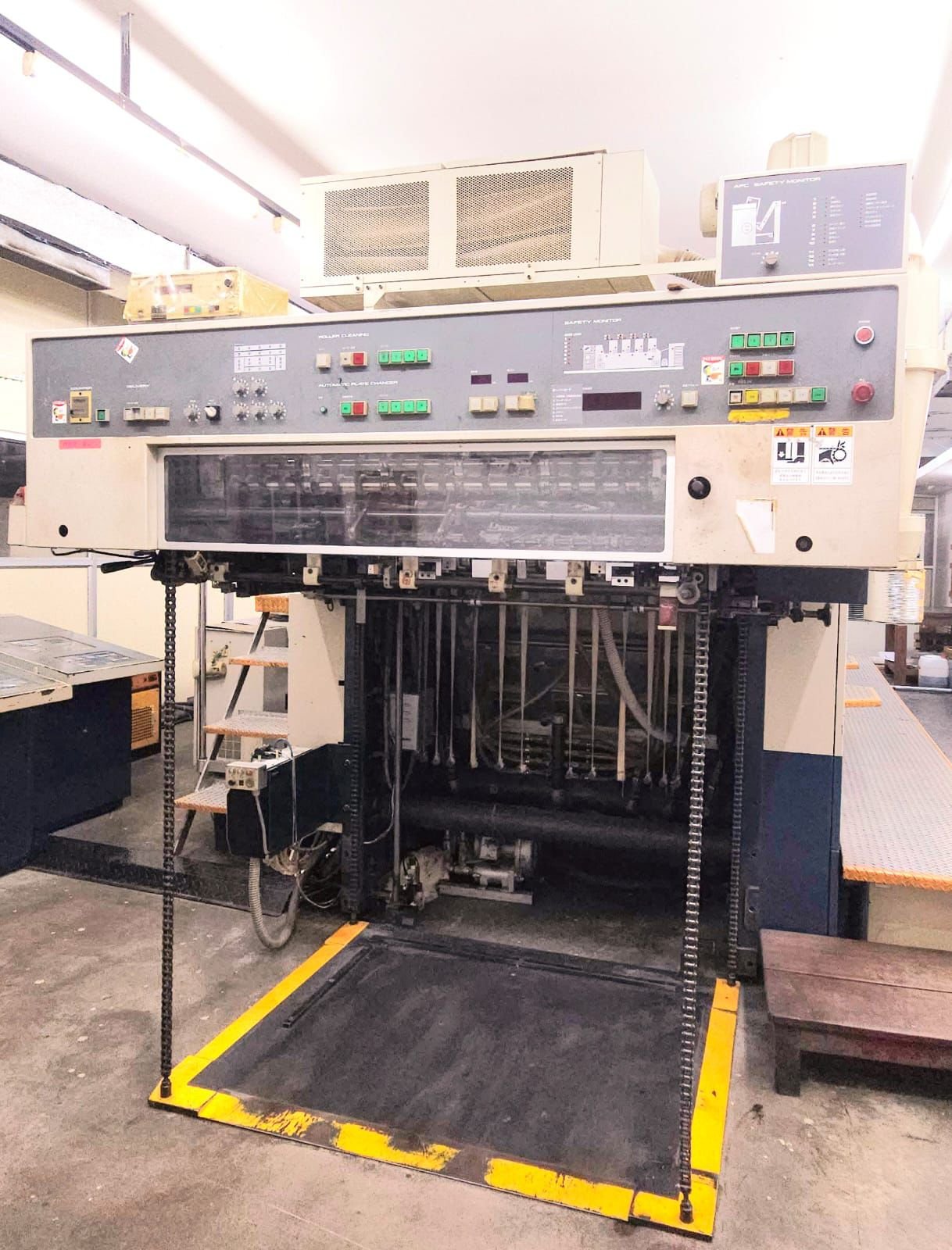 KOMORI Lithrone 444
